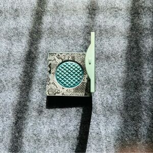 Mally Quilted Effortless Airbrush Eyeshadow – 0.14 fl oz. – NWT